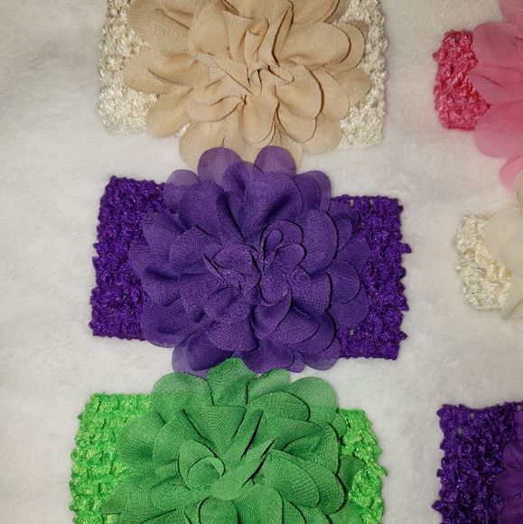 Bows - Picture 2 of 3